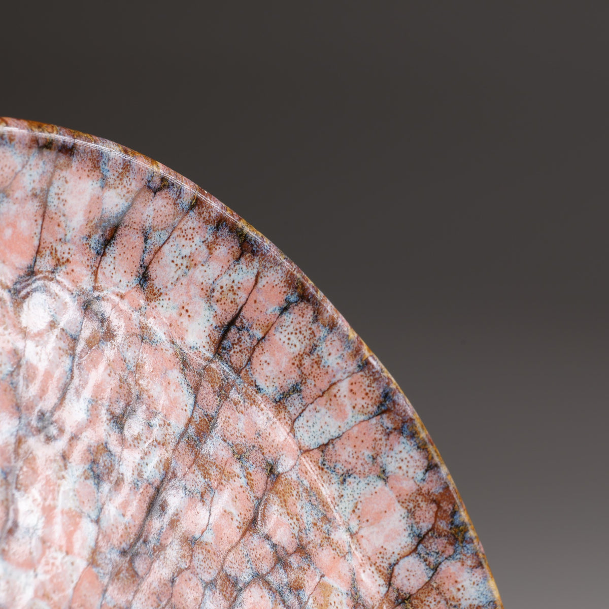 Sakura decorations details of the Hanami Japanese ceramic plate.