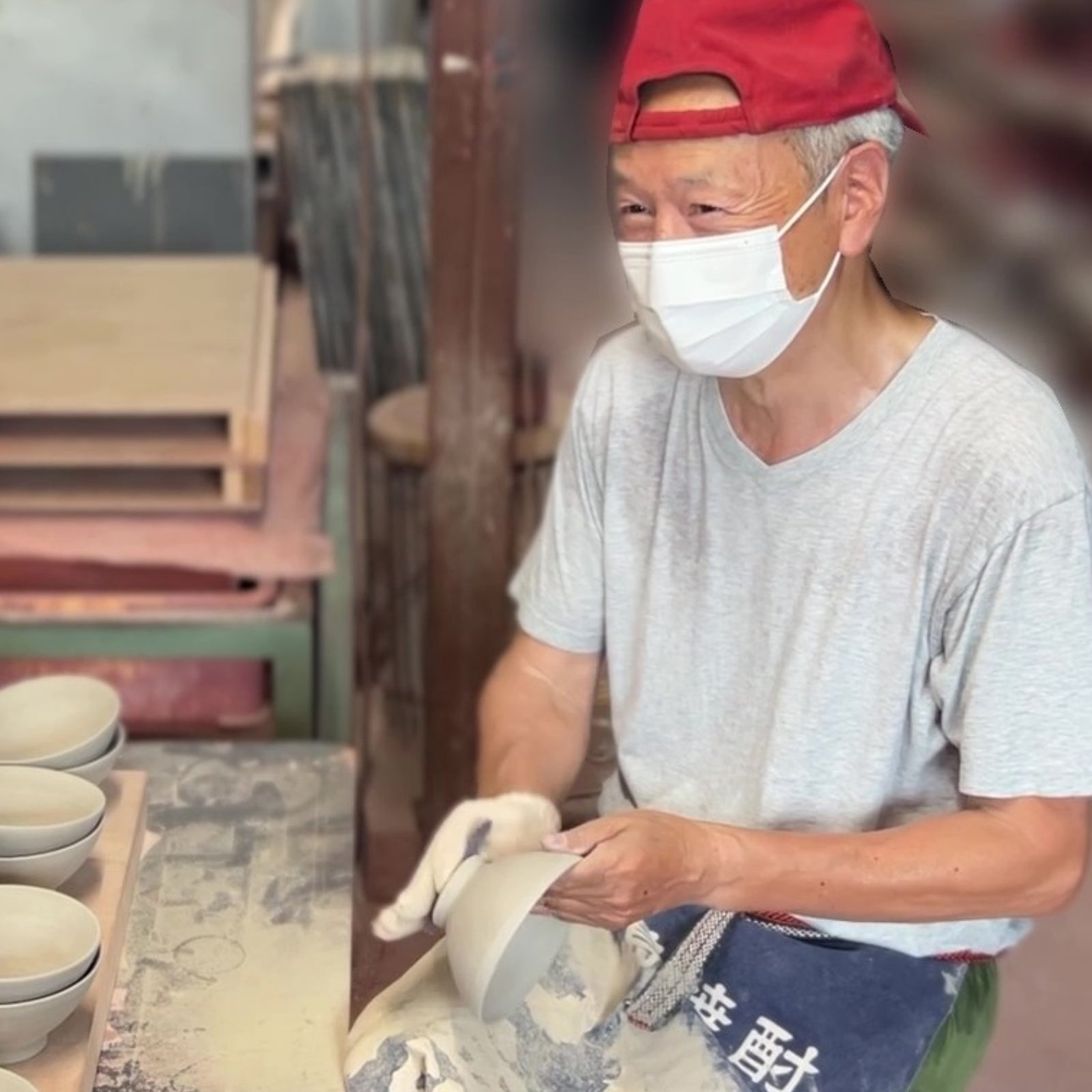 Polishing of Japanese pottery bowl. Tsukushi