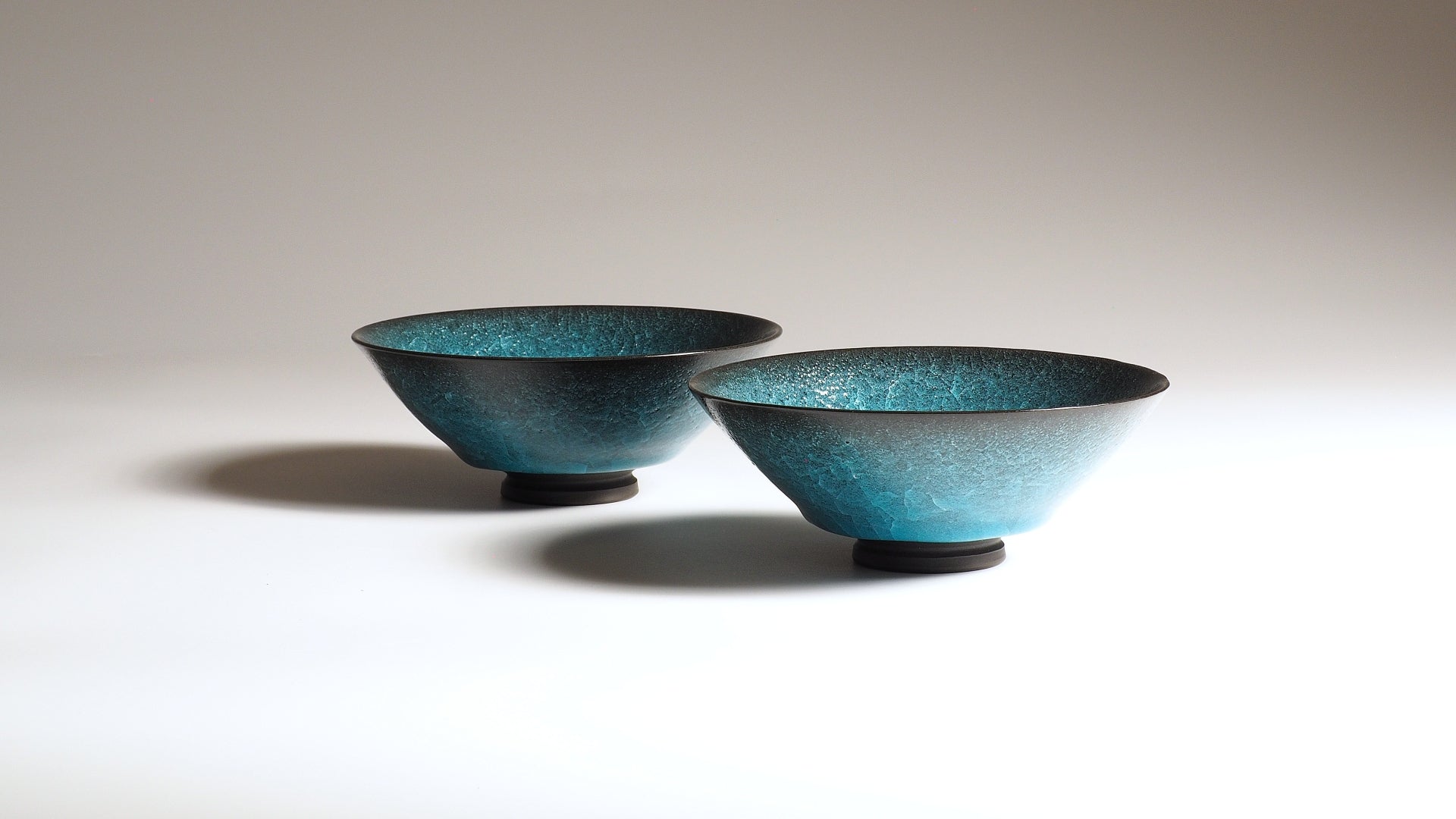 Green pottery Japanese Bowls | Tsukushi