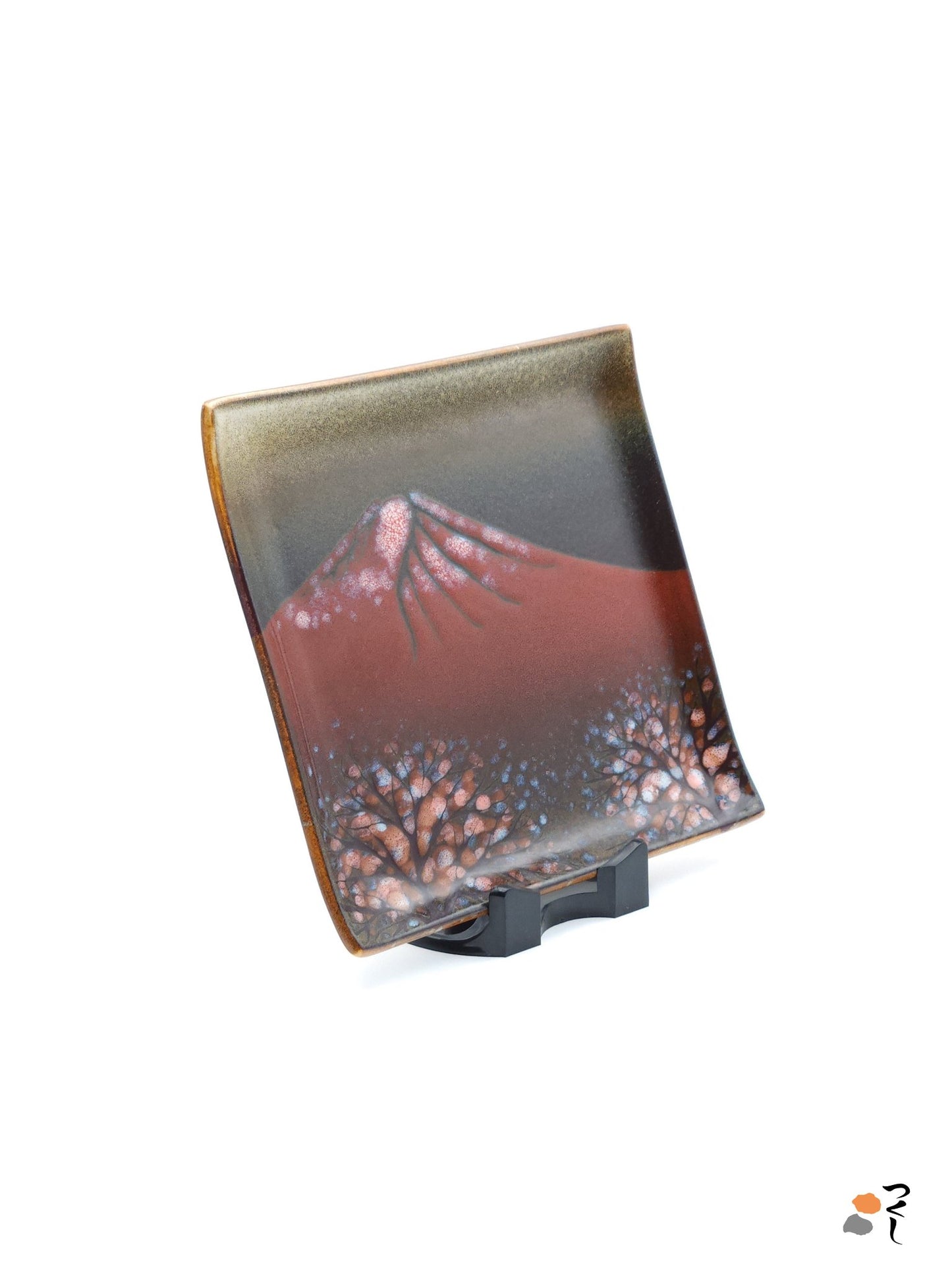 Authentic Japanese pottery square plate with Mt.Fuji decoration. red and brown  color. (front side view 3).