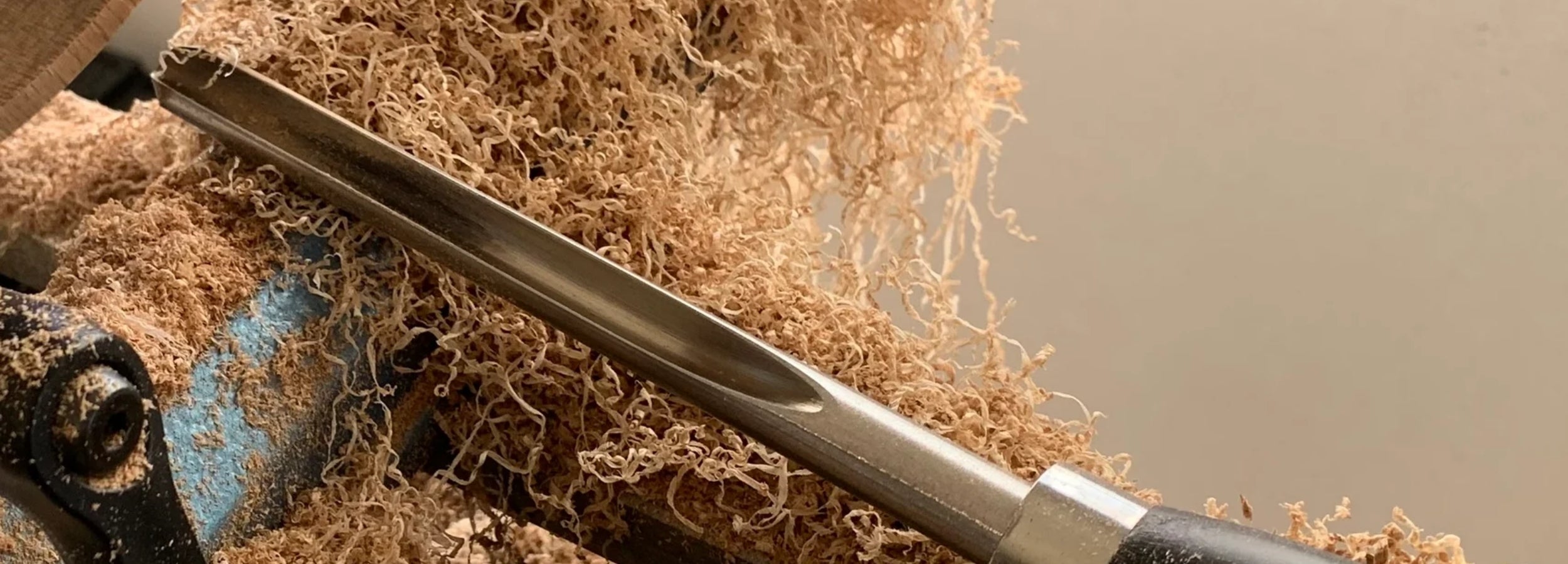 Making Japanese Wooden bowl with wood shavings 2, Tsukushi