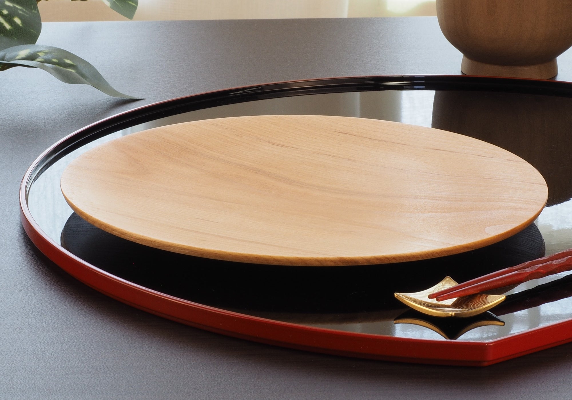 Wooden Japanese plate from Japan with Hashioki, Tsukushi