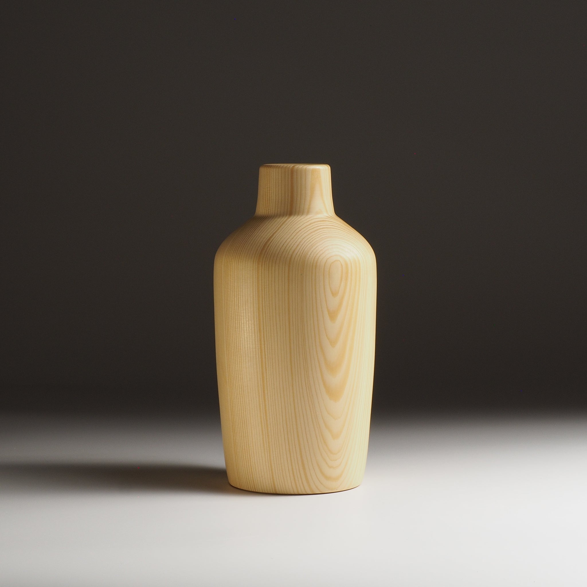 Shinon | Wooden vase