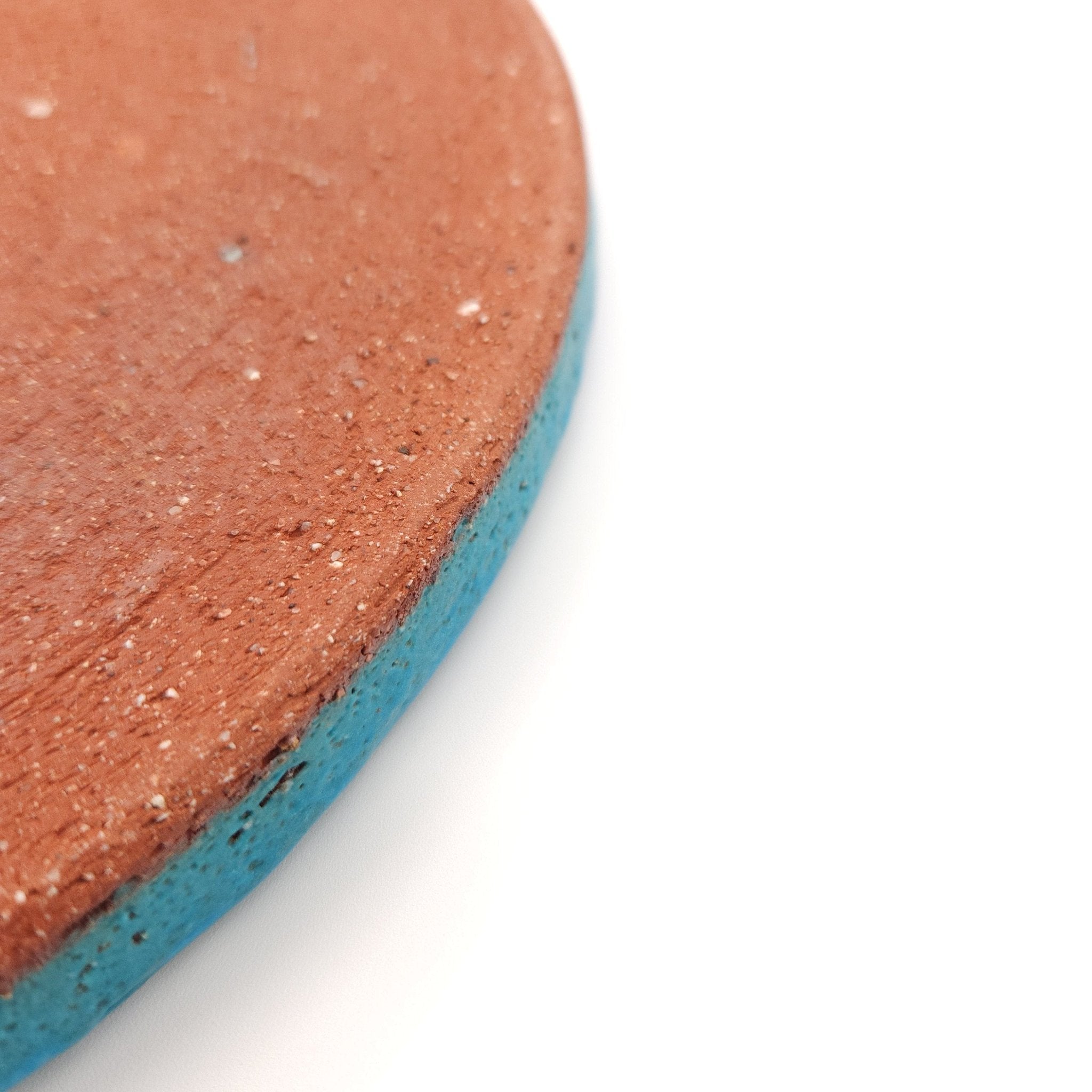 Bottom detail of a turquoise Japanese pottery round Plate 24cm (9.4")