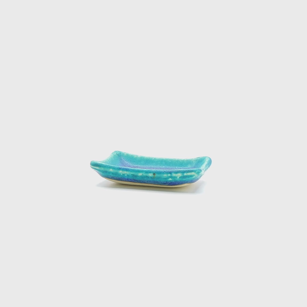 Rotating Small Turquoise Plate Square. Tsukushi